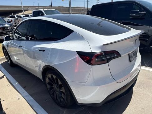 Used 2023 Tesla Model Y Long Range AWD/4WD image 5