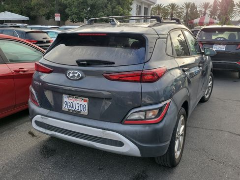 Used 2023 Hyundai Kona SEL w/ Convenience Package FWD image 5
