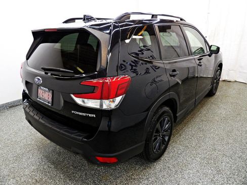 Used 2019 Subaru Forester Premium image 6