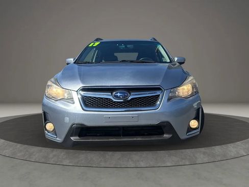 Used 2017 Subaru Crosstrek 2.0i Limited w/ Popular Package #2 image 2