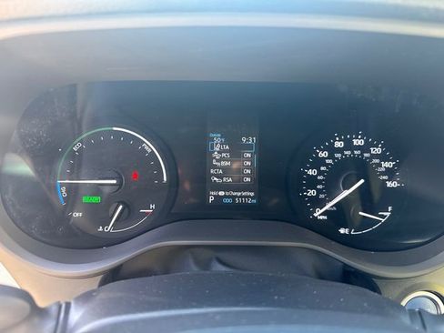 Used 2024 Toyota Sienna LE image 28