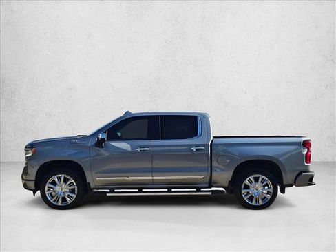 Used 2024 Chevrolet Silverado 1500 High Country w/ High Country Premium Package image 9