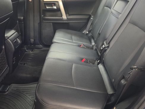 Used 2016 Toyota 4Runner Limited AWD/4WD image 7