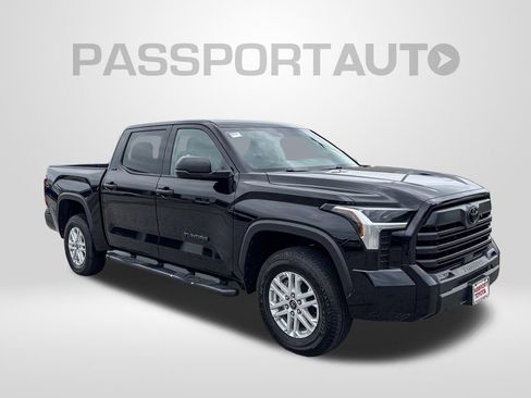 Used 2024 Toyota Tundra SR5 AWD/4WD image 13