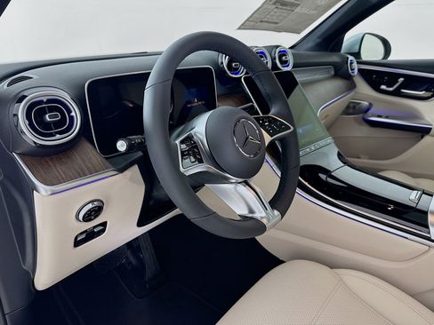 New 2026 Mercedes-Benz GLC 300 4MATIC image 10