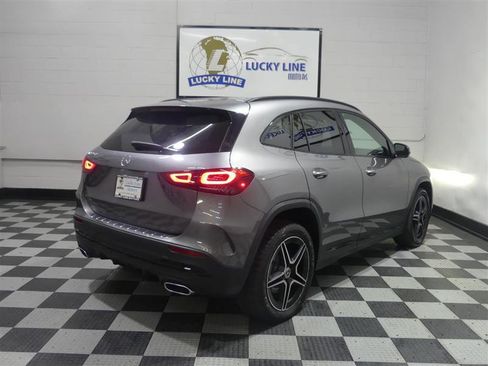 Used 2023 Mercedes-Benz GLA 250 image 11