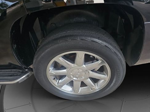 Used 2013 GMC Yukon Denali image 25