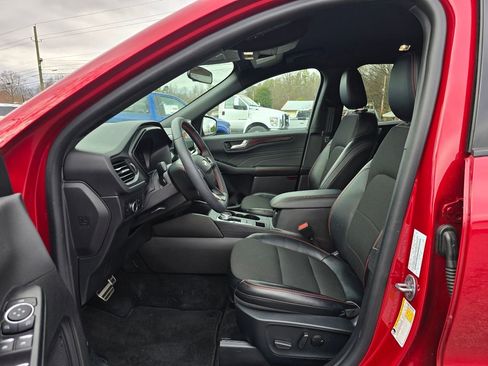 Used 2024 Ford Escape ST-Line w/ Tech Pack #1 image 8