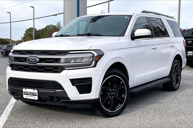 Certified 2024 Ford Expedition XLT AWD/4WD image 3