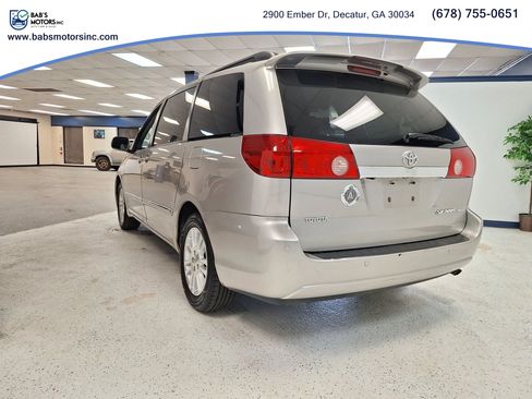 Used 2007 Toyota Sienna FWD image 14