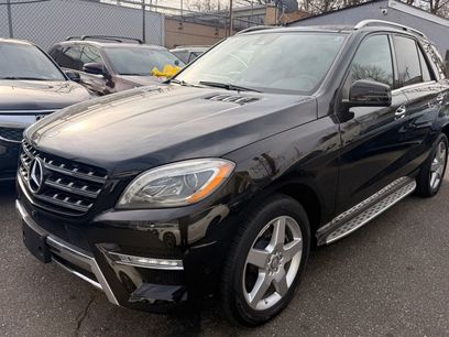 Used 2015 Mercedes-Benz ML 400 4MATIC w/ Lighting Package
