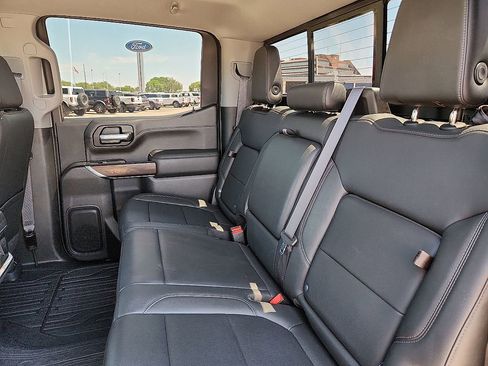 Used 2021 GMC Sierra 1500 SLT image 5