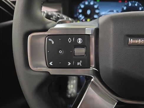 New 2026 Land Rover Discovery Limited Edition AWD/4WD image 19