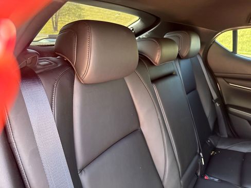 Used 2024 MAZDA MAZDA3 s FWD image 23