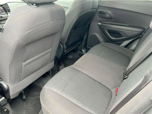 Used 2020 Chevrolet Trax LS w/ Tint and Cruise Package image 18