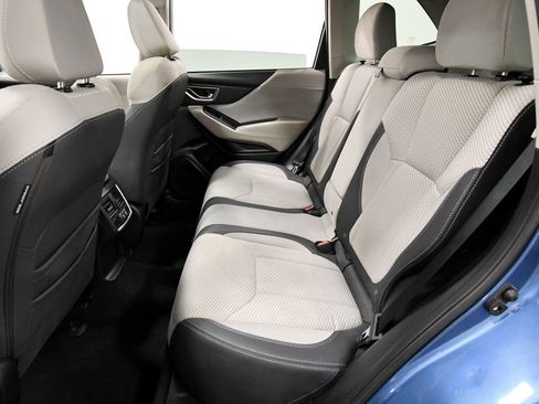 Used 2020 Subaru Forester Premium w/ Popular Package #1 AWD/4WD image 12