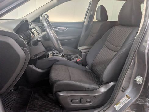 Used 2017 Nissan Rogue SV AWD/4WD image 8