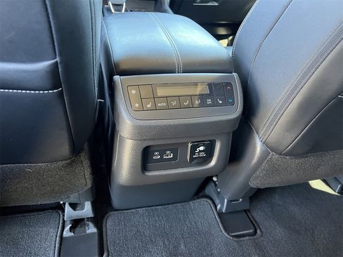 Certified 2023 Nissan Pathfinder Platinum w/ Lighting Package (N92) image 27