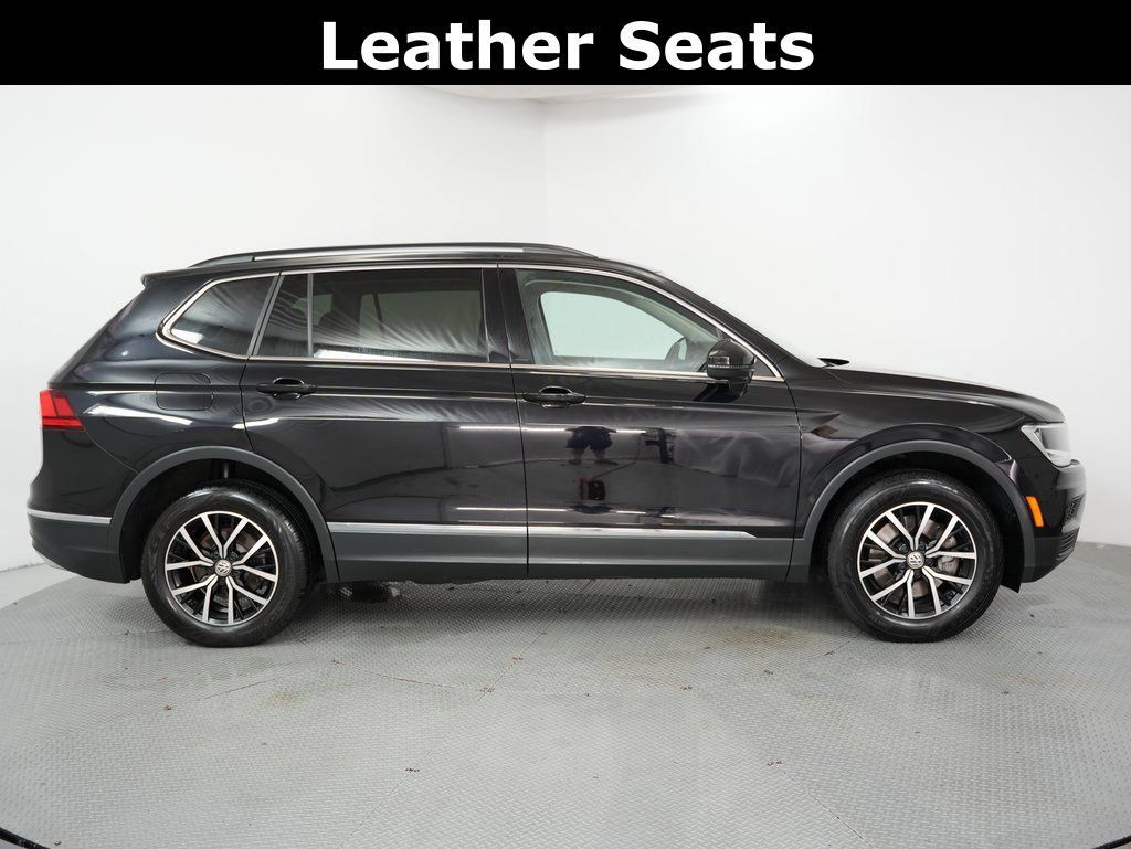Used 2021 Volkswagen Tiguan SE w/ Panoramic Sunroof Package AWD/4WD image 5
