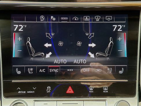 Used 2023 Audi A8 L 3.0T w/ Luxury Package image 36