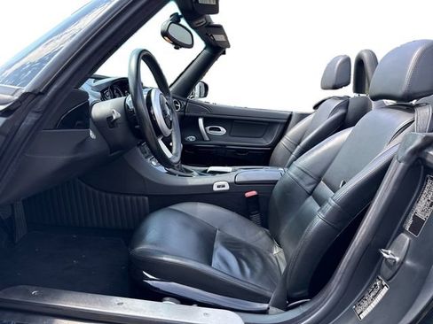 Used 2002 BMW Z8 image 9