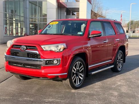 Used 2024 Toyota 4Runner Limited image 9