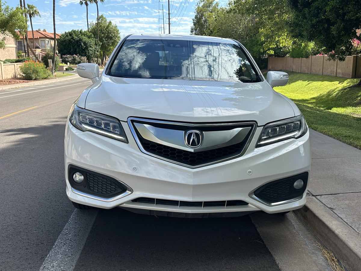 Used 2017 Acura RDX w/ Advance Package FWD image 3