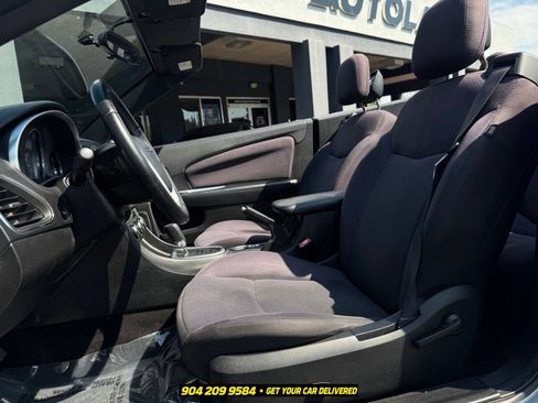 Used 2012 Chrysler 200 Touring FWD image 20