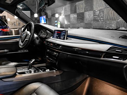 Used 2018 BMW X5 sDrive35i image 13