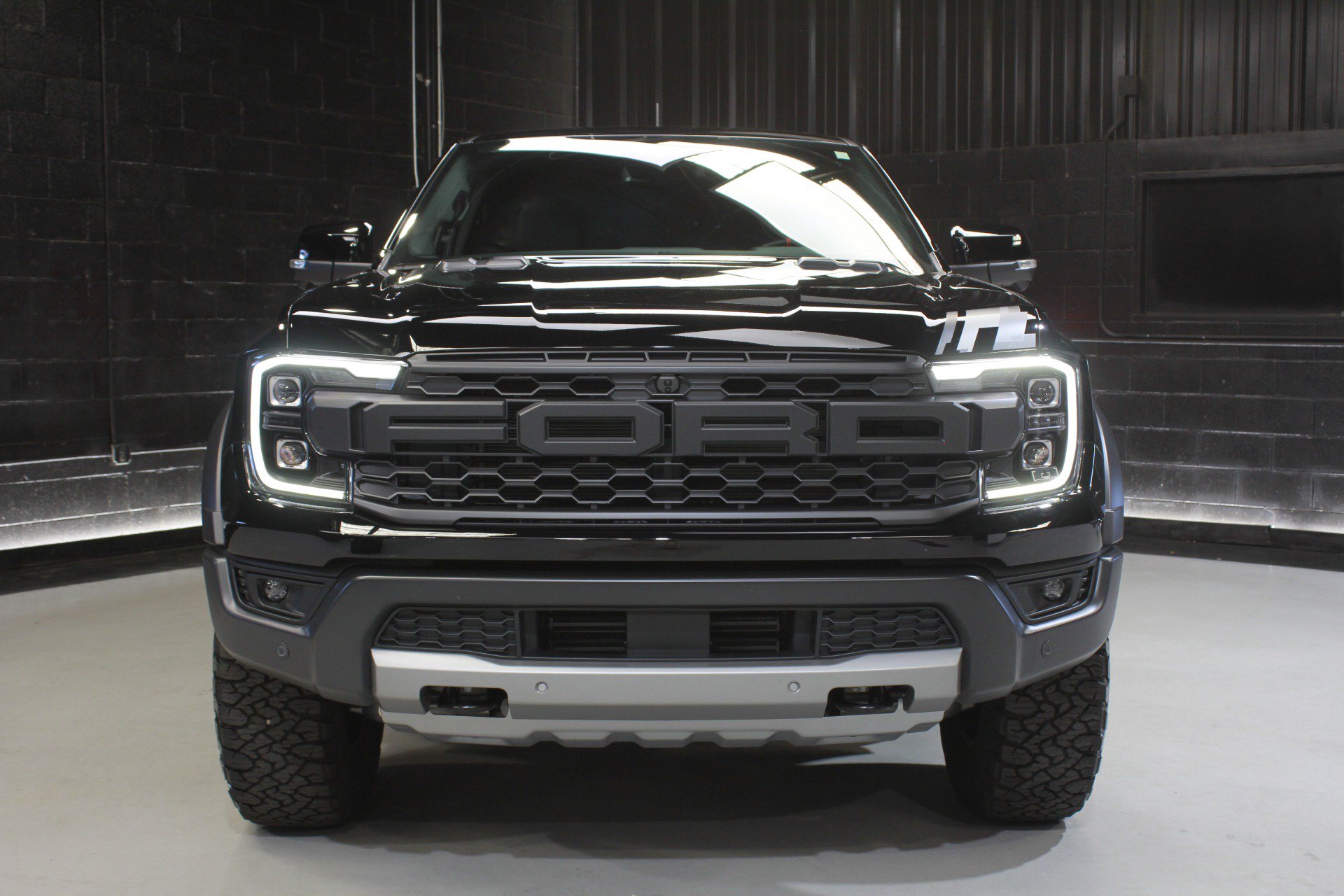 Used 2025 Ford Ranger Raptor AWD/4WD image 8