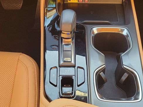 Used 2025 Lexus NX 250 FWD w/ Cold Area Package image 20