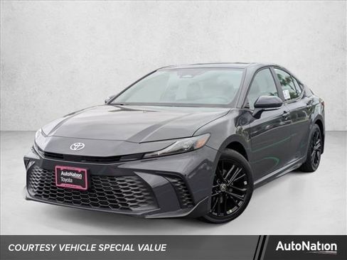 New 2026 Toyota Camry SE image 1