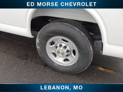 New 2025 Chevrolet Express 2500 Extended w/ Driver Convenience Package image 9
