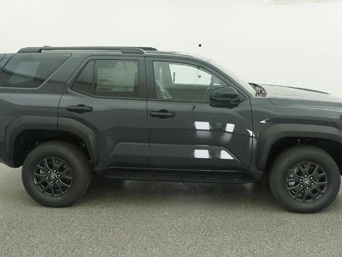 New 2026 Toyota 4Runner SR5 AWD/4WD image 44