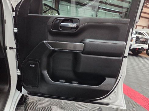 Used 2021 GMC Sierra 1500 AT4 w/ AT4 Premium Package AWD/4WD image 42