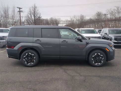 New 2026 Hyundai Santa Fe SE image 2