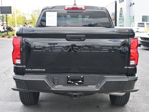 Used 2025 Chevrolet Colorado Z71 w/ Technology Package image 9