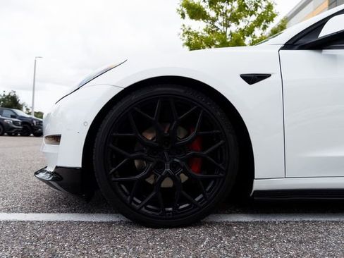 Used 2021 Tesla Model 3 Long Range image 8