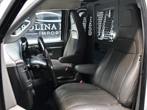 Used 2021 Chevrolet Express 2500 Extended w/ Driver Convenience Package image 14