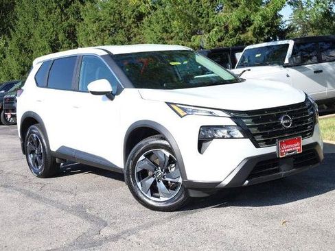 Certified 2026 Nissan Rogue SV w/ Cold Weather Package AWD/4WD image 2