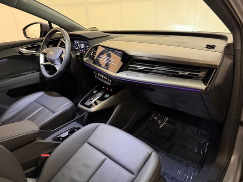 Used 2023 Audi Q4 e-tron Premium Plus w/ Premium Plus AWD/4WD image 30