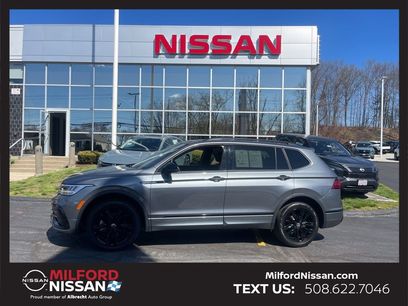 Used 2022 Volkswagen Tiguan SE R-Line