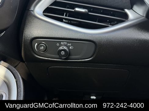 Used 2024 Chevrolet Malibu LT FWD image 24