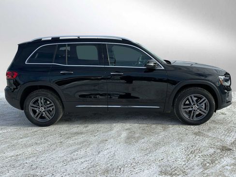 New 2026 Mercedes-Benz GLB 250 4MATIC image 2