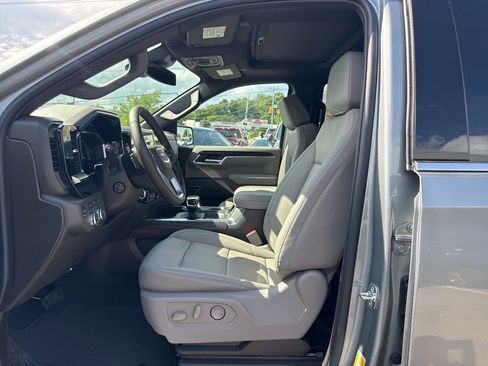 New 2026 GMC Sierra 1500 SLT w/ SLT Premium Plus Package AWD/4WD image 15