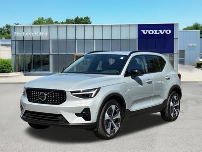 Certified 2026 Volvo XC40 B5 Plus
