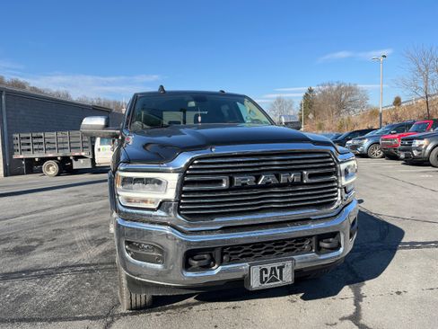 Used 2022 RAM 2500 Laramie image 2