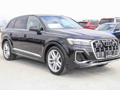 New 2025 Audi Q7 3.0T Premium Plus image 3