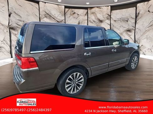 Used 2015 Lincoln Navigator 2WD image 4
