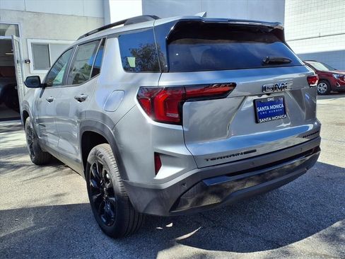 Used 2026 GMC Terrain Elevation w/ Elevation Premium Package AWD/4WD image 10